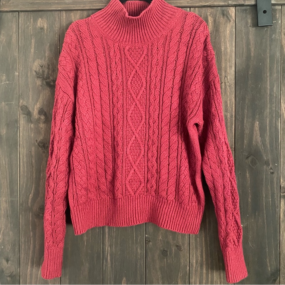 Banana Republic Cranberry Cable Knit Mock Neck Sweater Women’s Medium